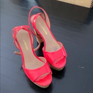 Pour La Victoire platforms